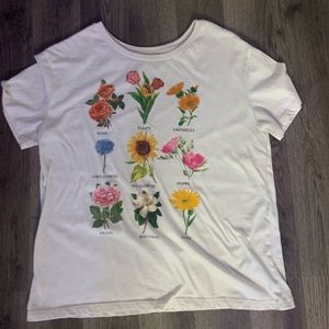 Fifth sun white flower t-shirt.